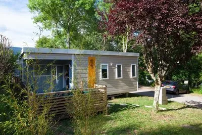 Mobil-Home Grand Confort GRIS 23m² 2ch. - 5pers. ( 4 adults maximum)